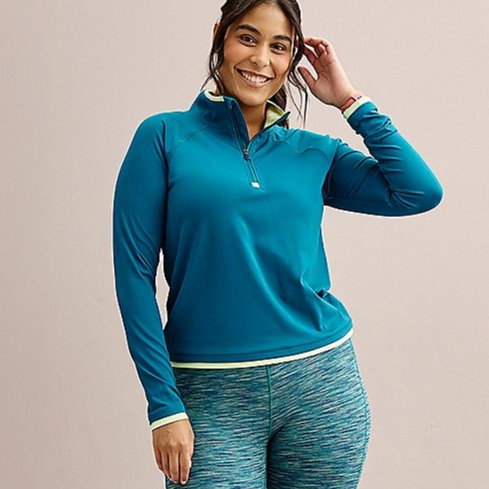 NWT Women's Tek Gear Color blocked Quarter Zip Pullover, Magenta Blossom color